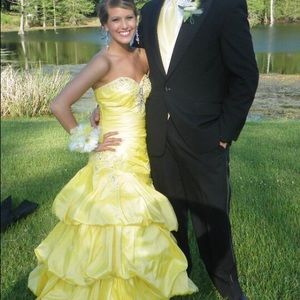 Yellow Prom dress